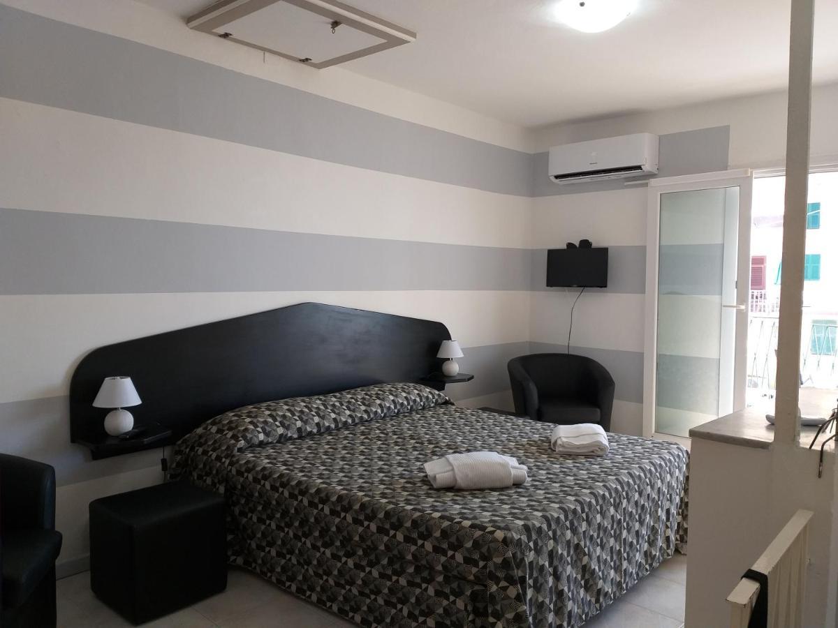 Aa Ciasea Duu Pintuu Apartman Riomaggiore Kültér fotó